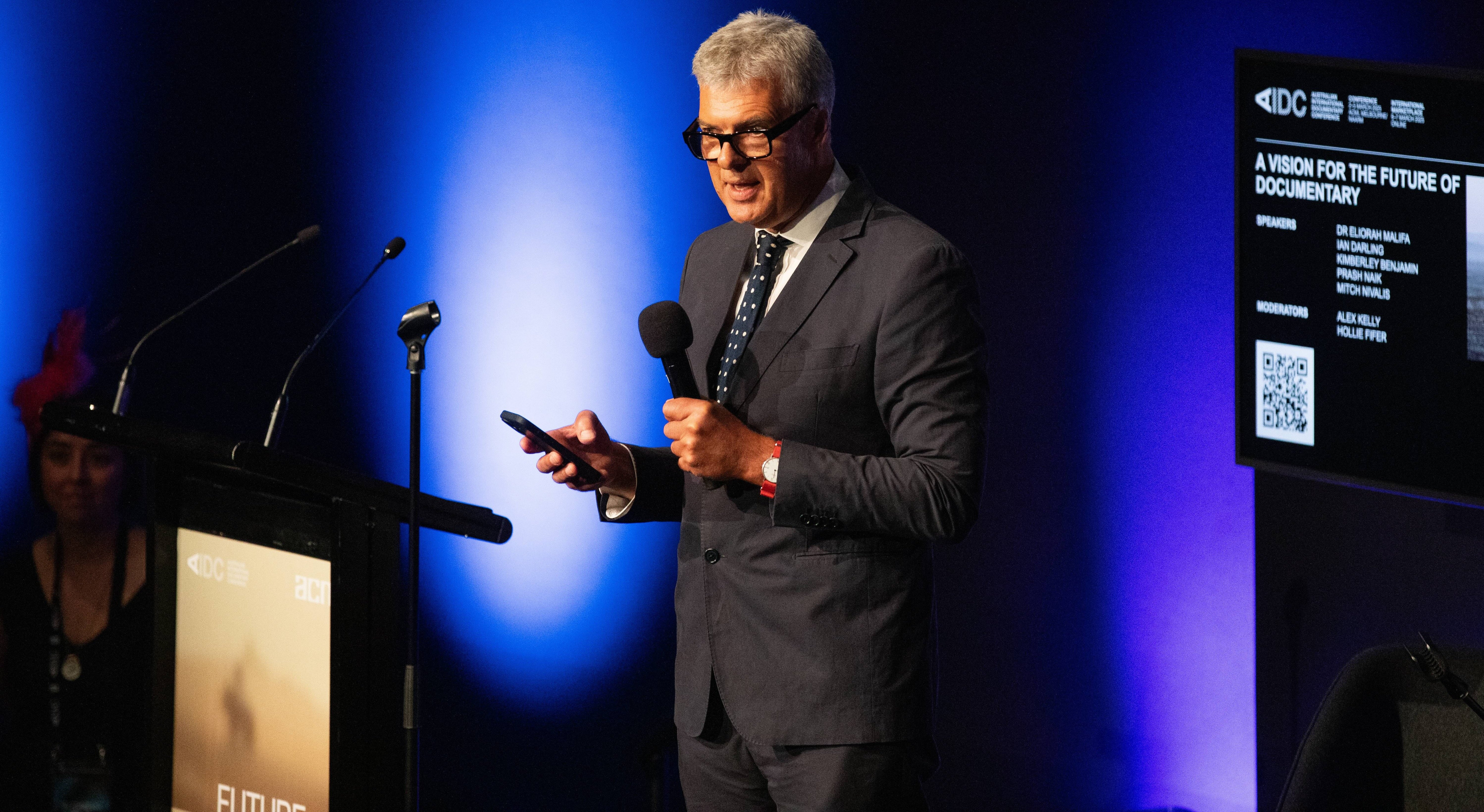 Ian Darling presenting