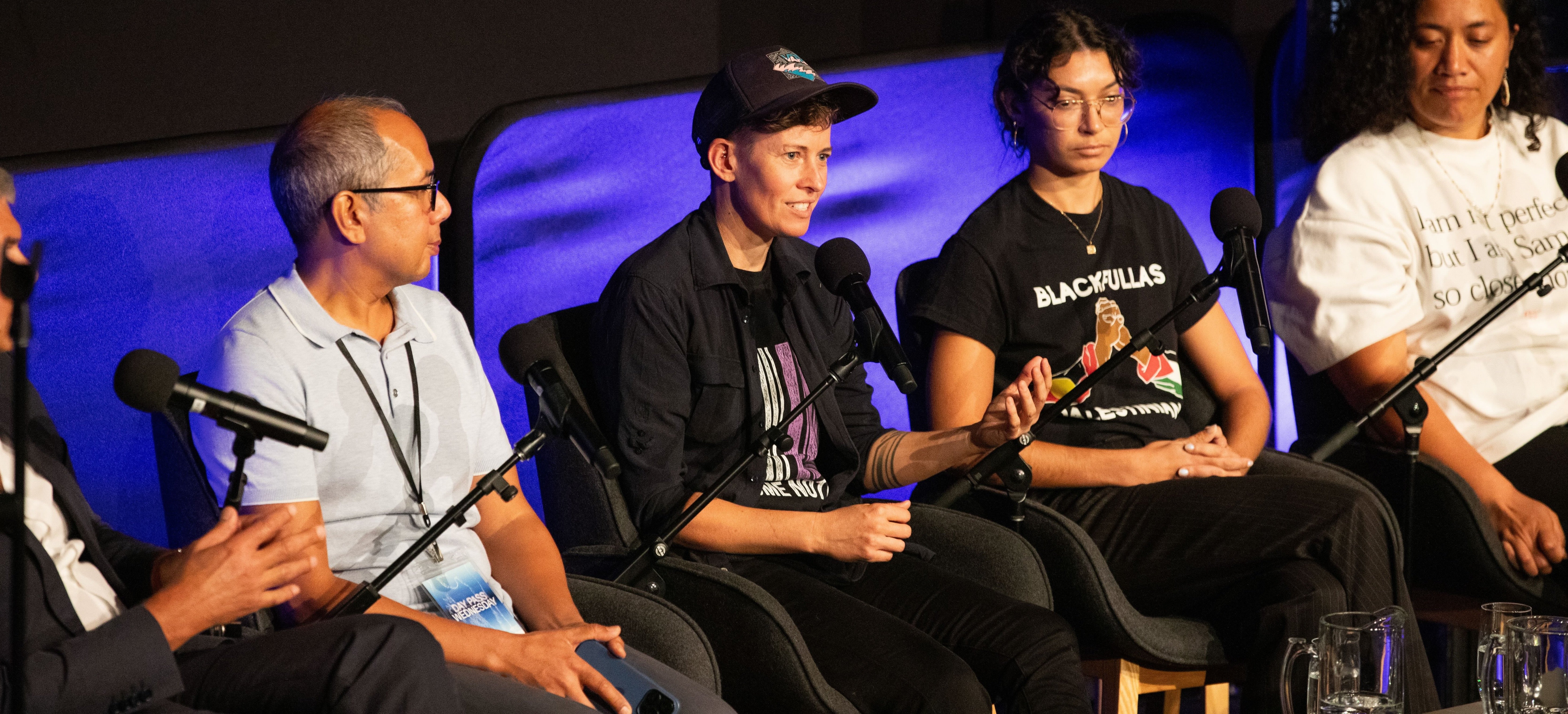 Mitch Nivalis presenting